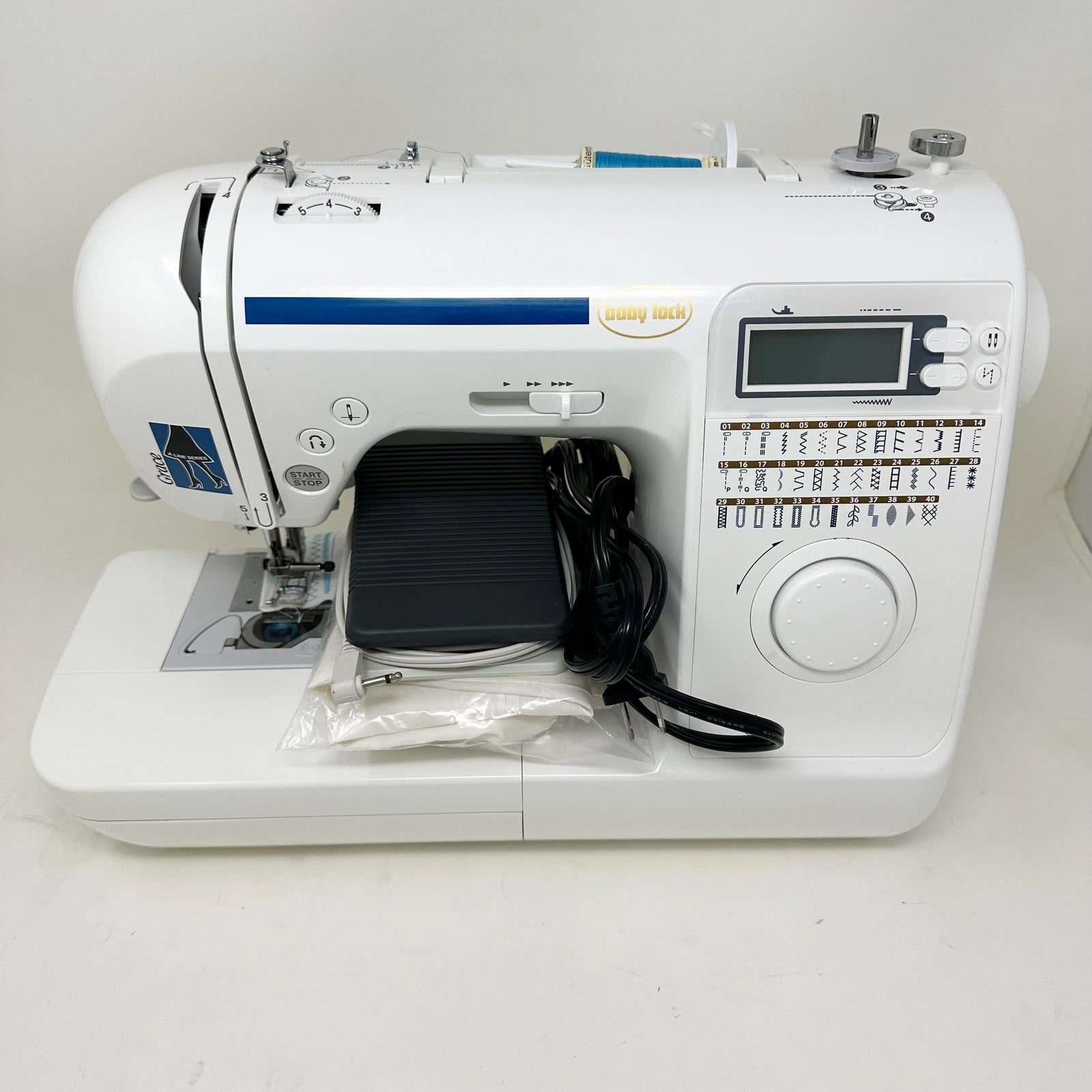 USED Singer 4423 Heavy Duty Sewing Machine