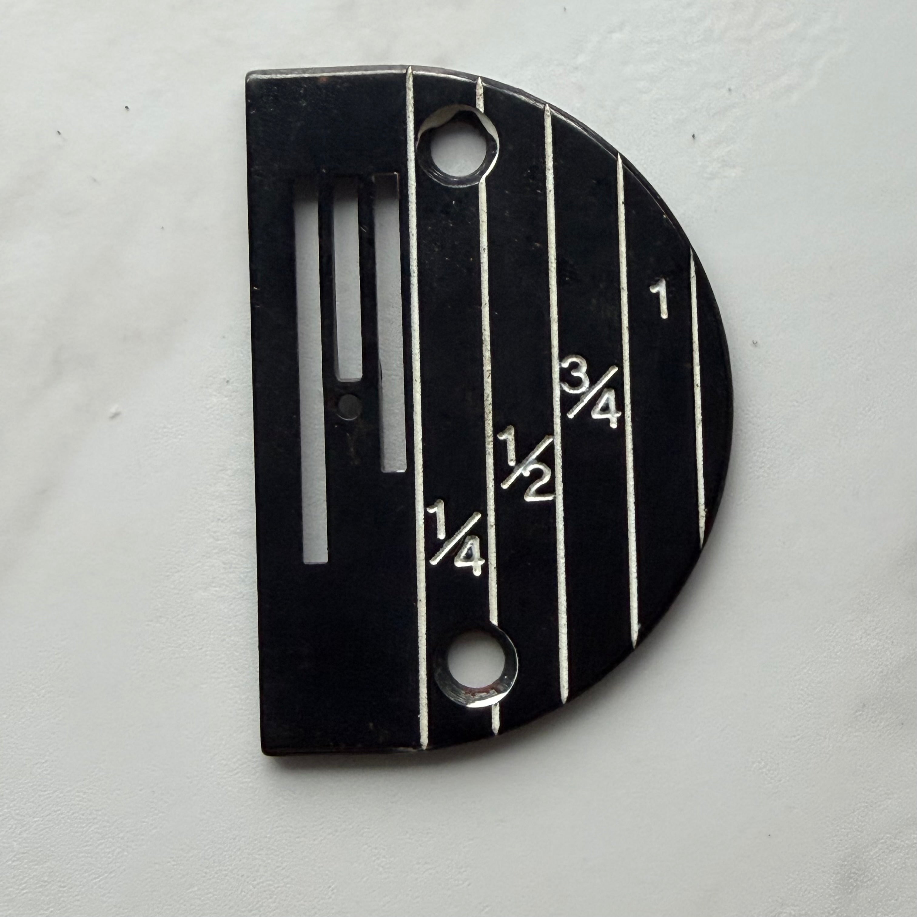 Needle Plate, Straight Stitch, Singer