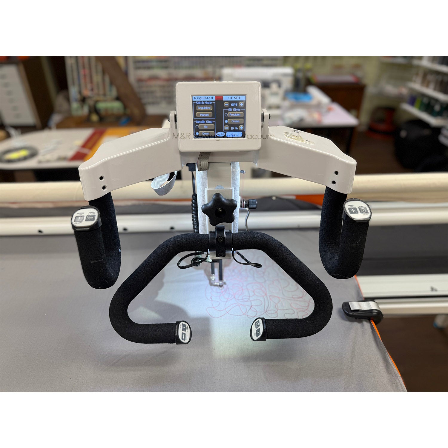 Used Baby Lock Crown Jewel II w/Momentum Frame