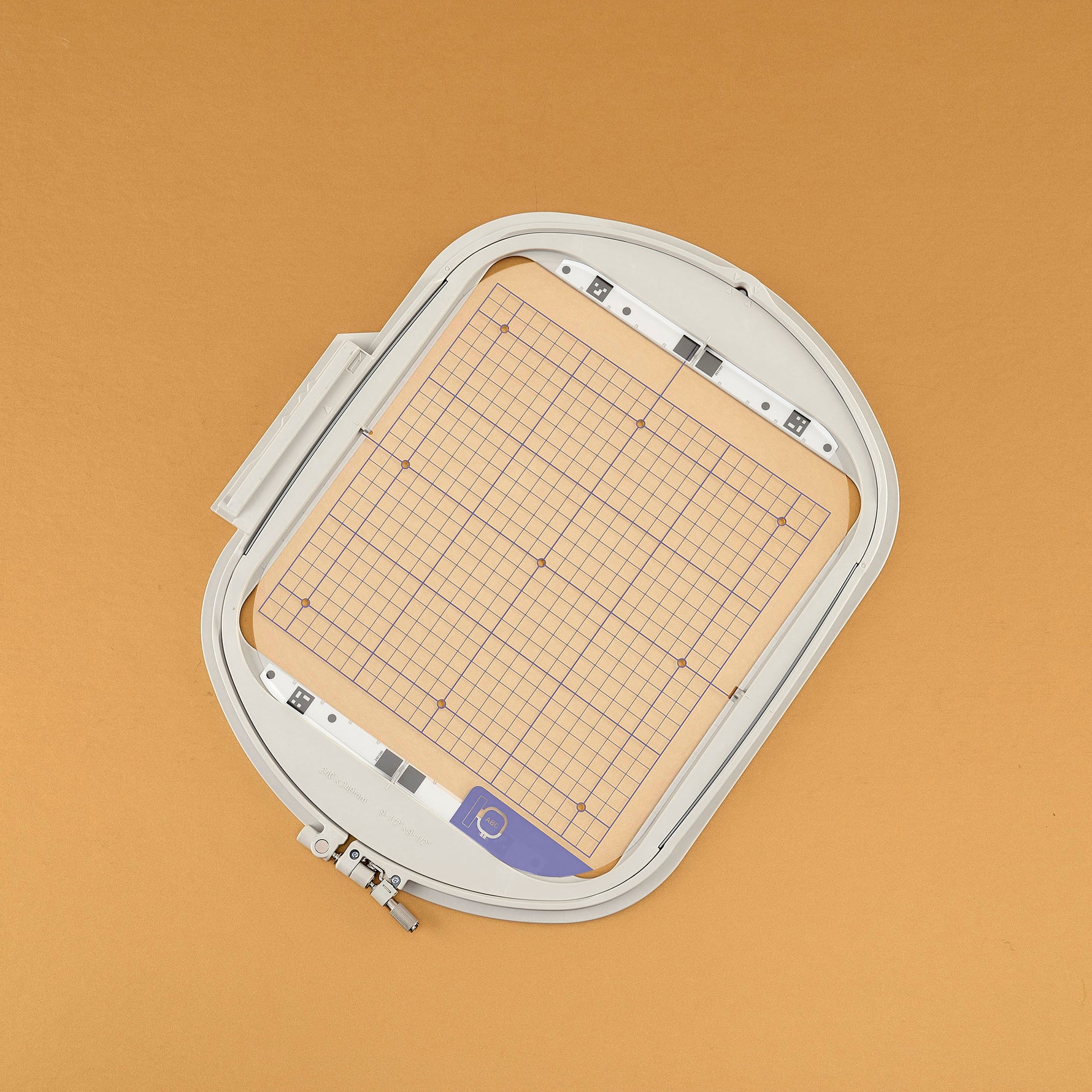 Baby Lock 9-1/2in x 9-1/2in IQ Intuition Positioning Embroidery Hoop