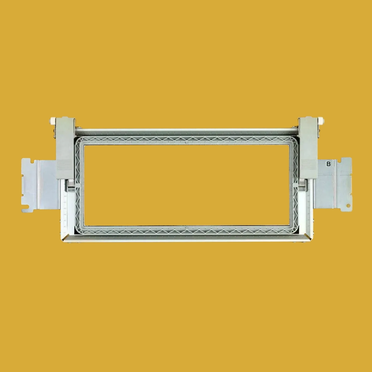 Baby Lock 4in x 11-3/4in Continuous Border Hoop, ENBF