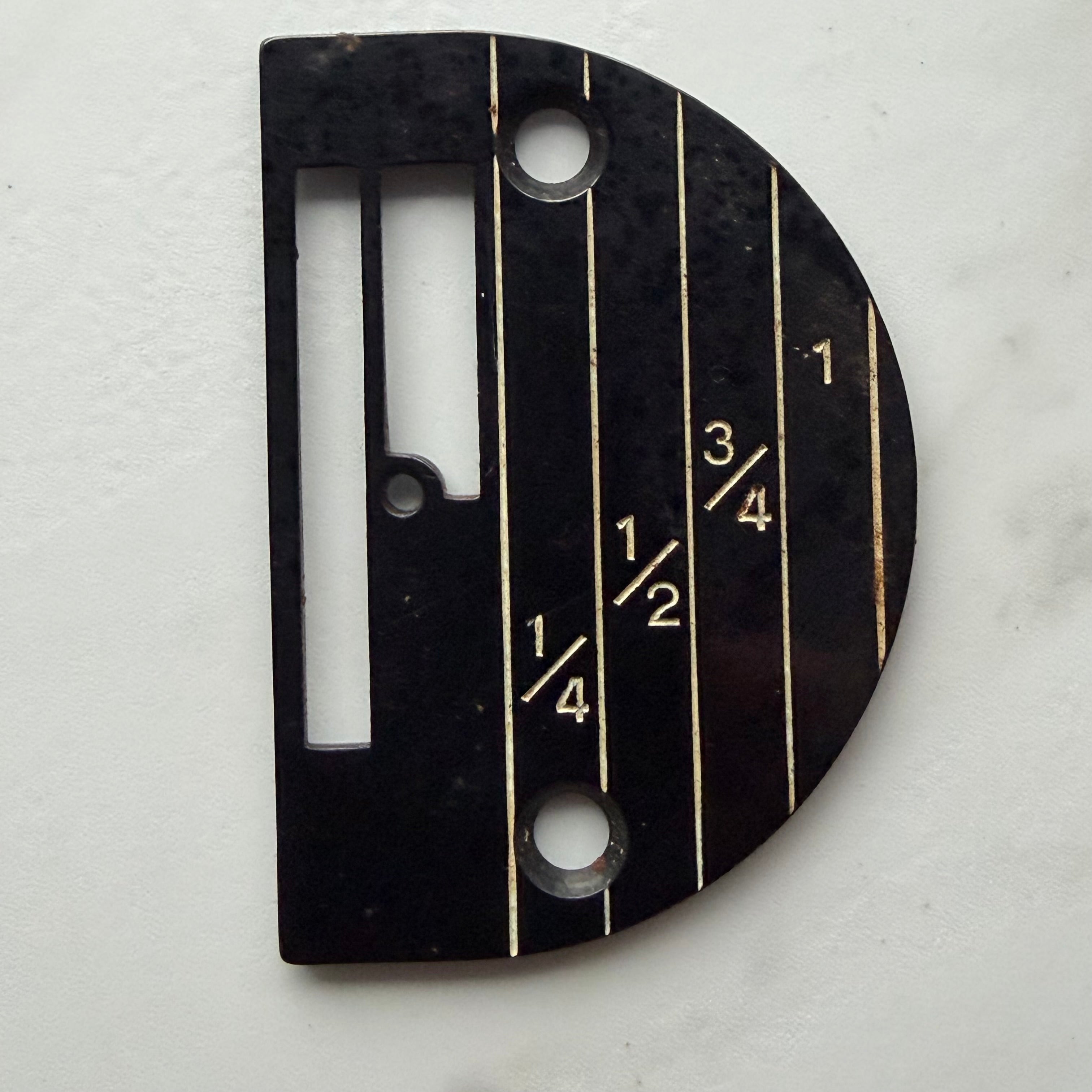 Needle Plate, Straight Stitch, Singer, 26605