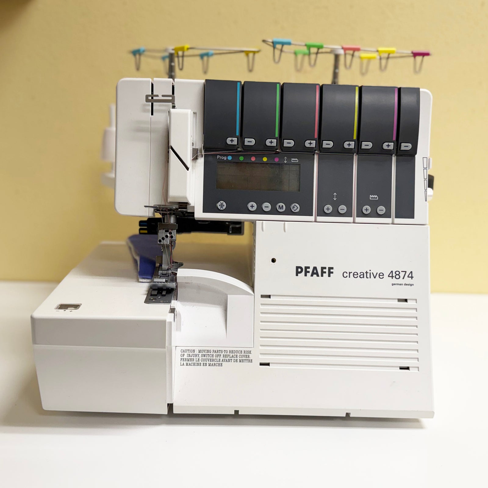 Used Pfaff 4874 Serger