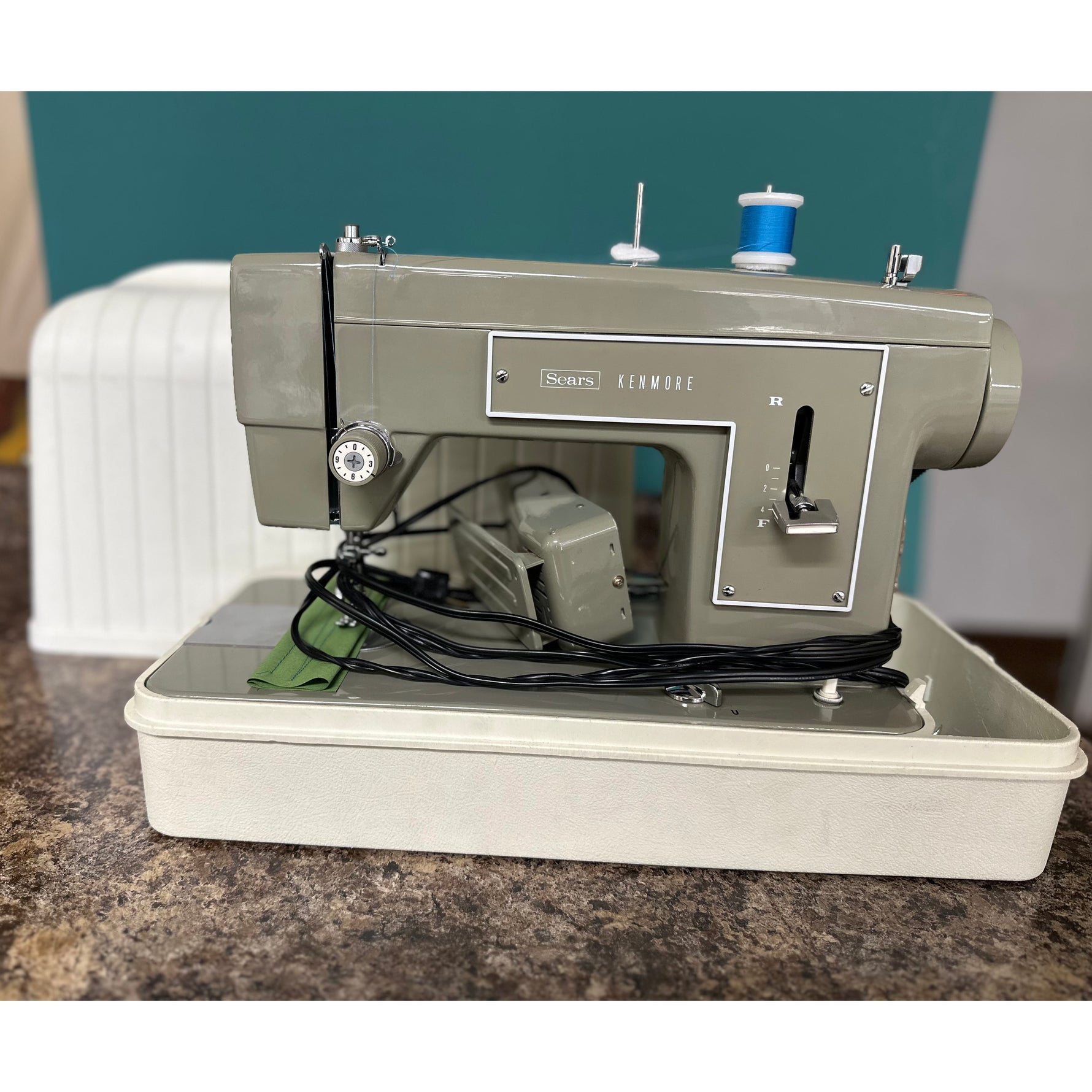 Used Kenmore 148.11170 Sewing Machine