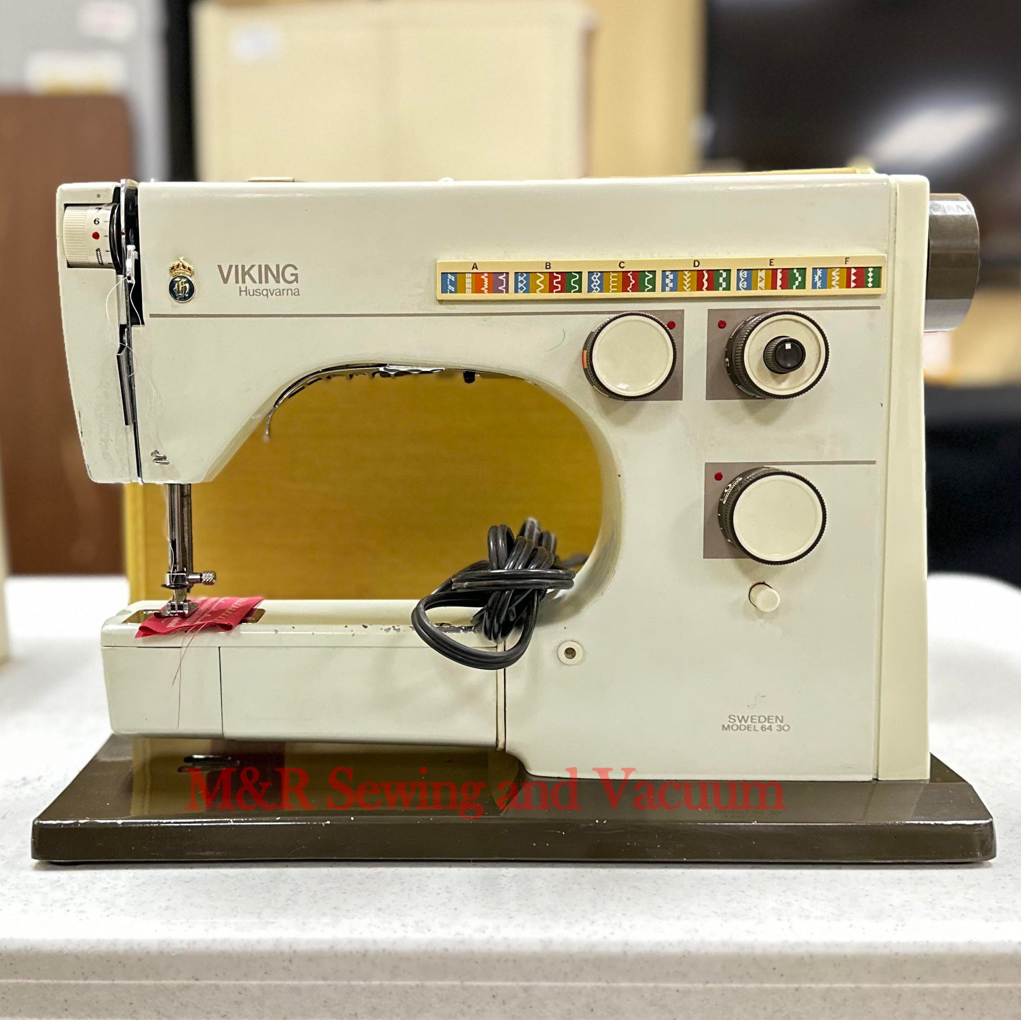 Used Viking 6430 Sewing Machine