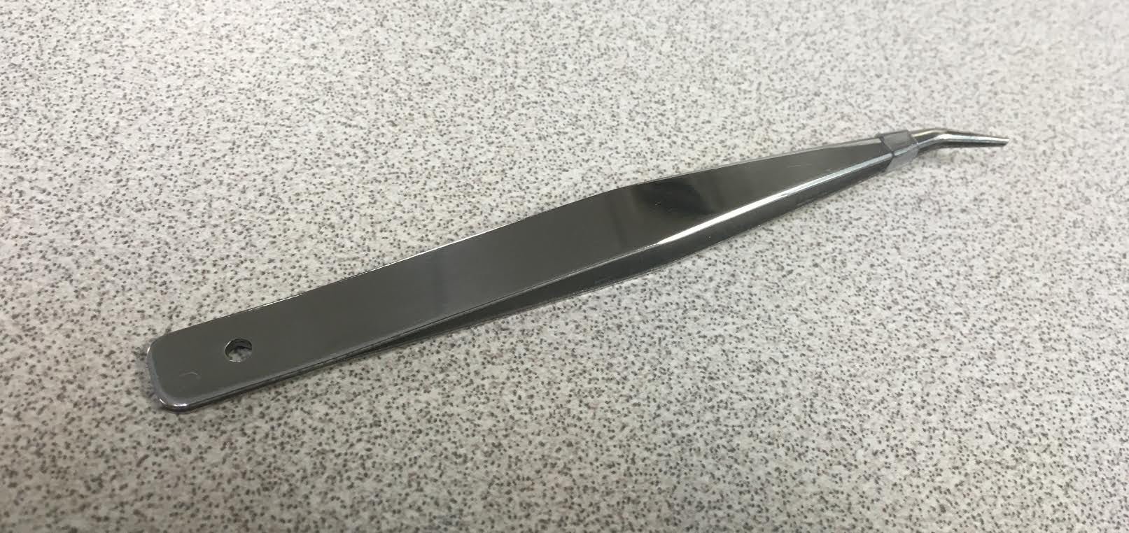 Tweezers