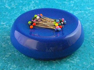 Grabbit Magnetic Pincushion - Blue