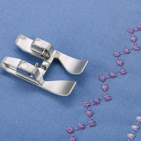 Pfaff Candlewicking Foot w/ IDT