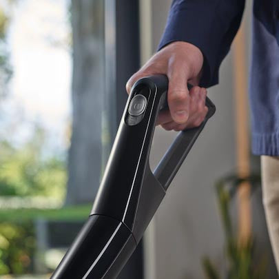 Miele Triflex HX2 Cat & Dog, Obsidian Black /w Rose Gold Accent