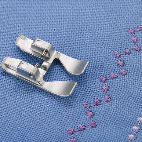 Pfaff Candlewicking Foot w/ IDT