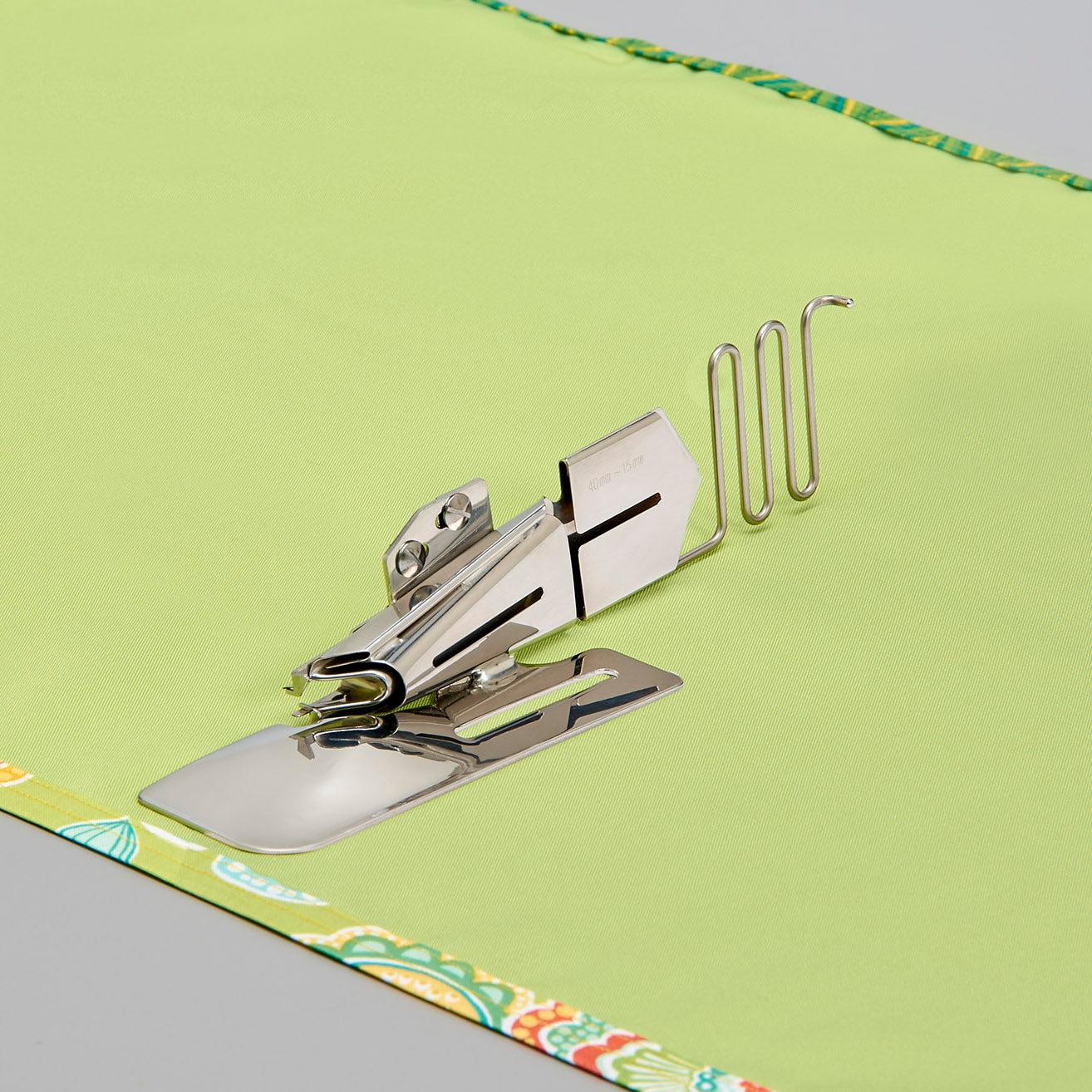 Baby Lock 15mm Single Fold Bias Binder for Knit/Woven, BLES8-SFB15