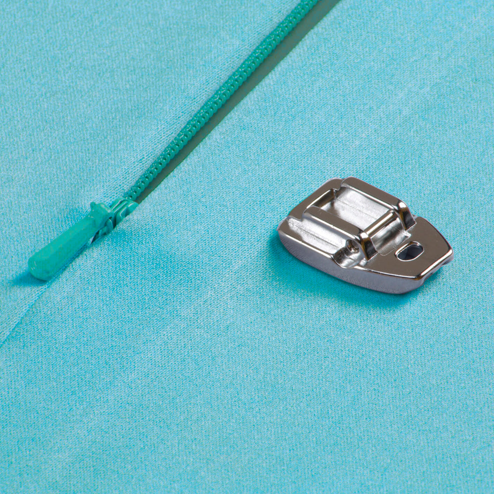 Invisible Zipper Foot - mrsewing